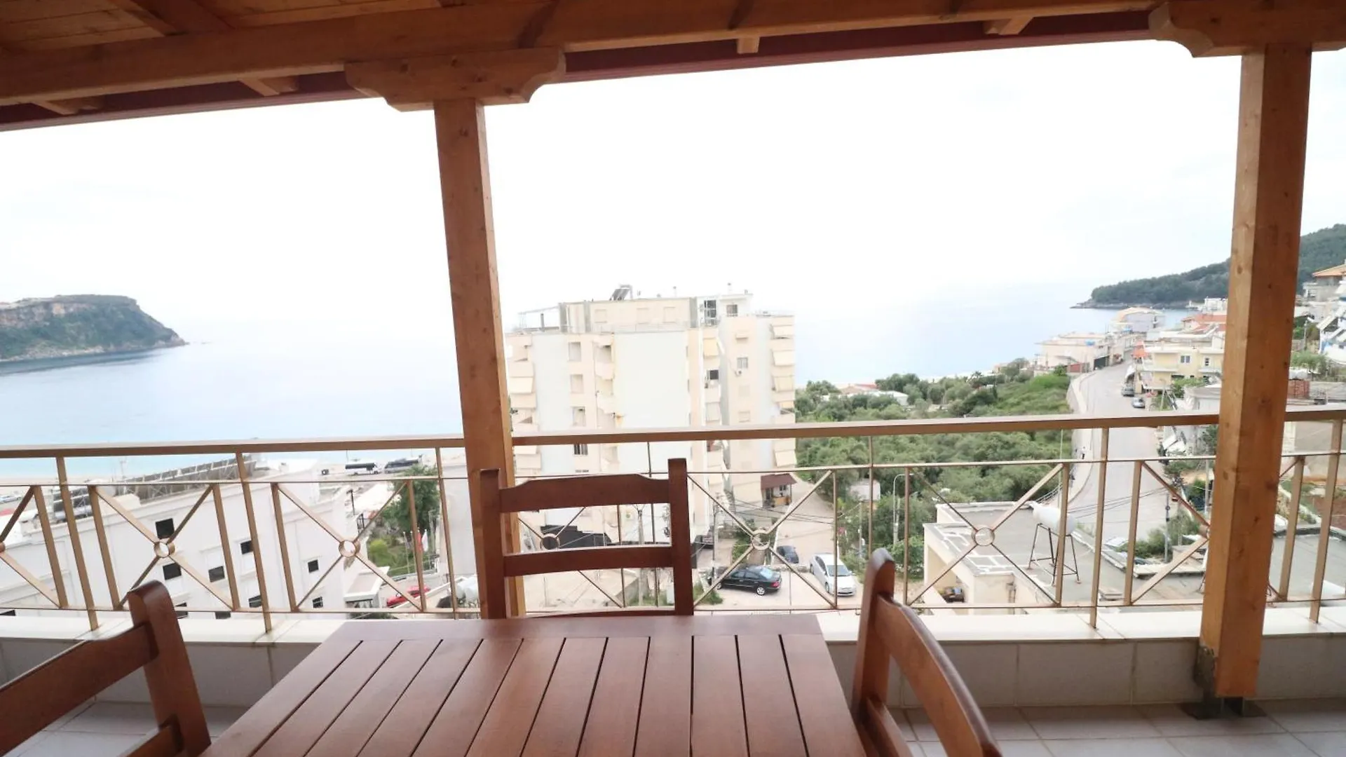 Lido Apartments Himarë