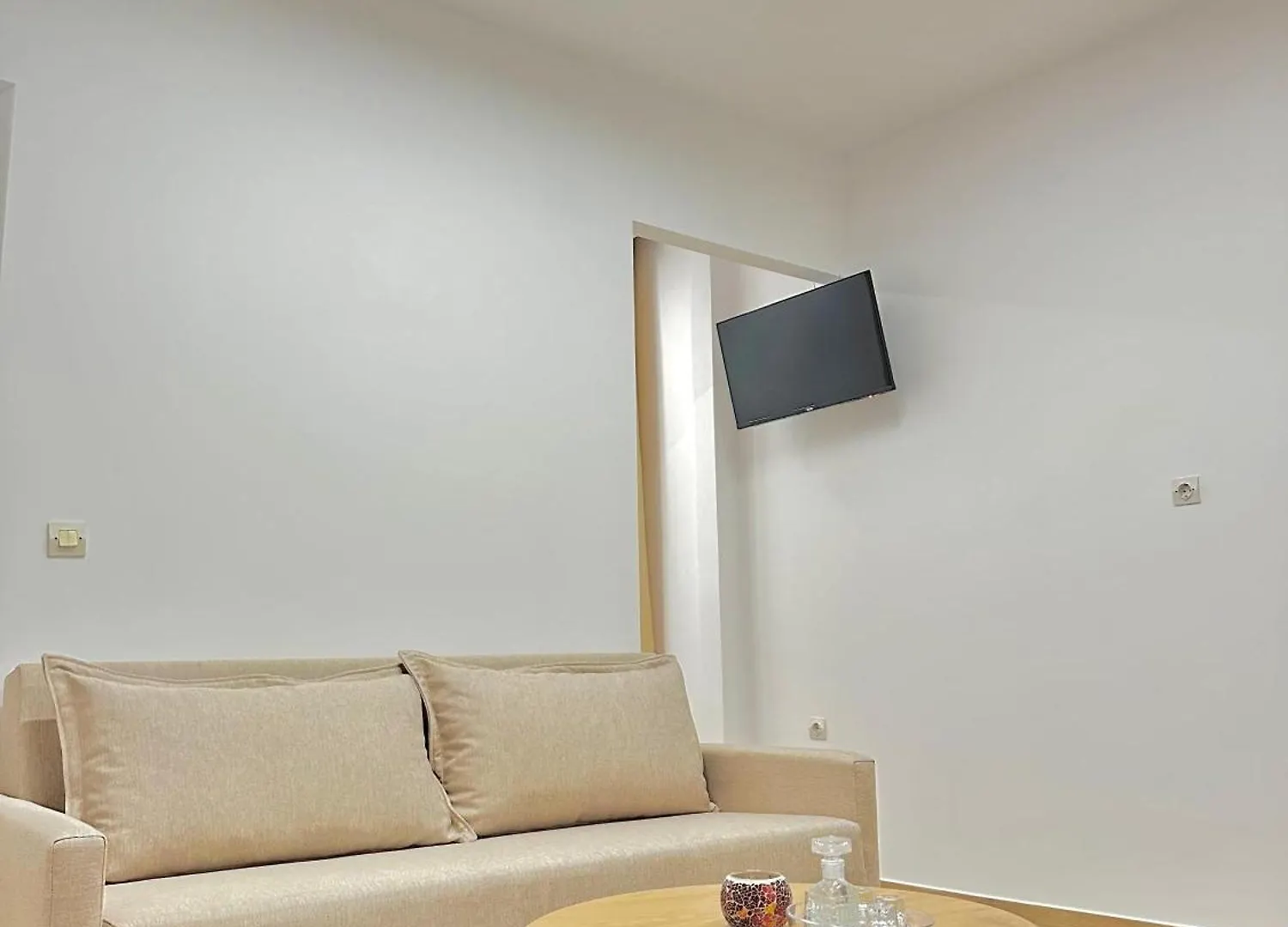 Lido Apartments Himare 0*,  Albania