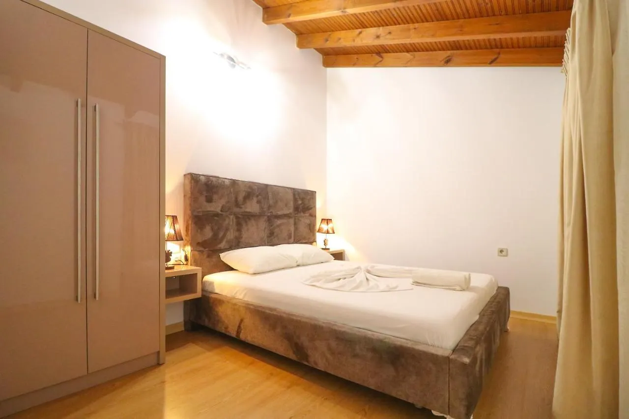 Lido Apartments Himare 0*,  Albania